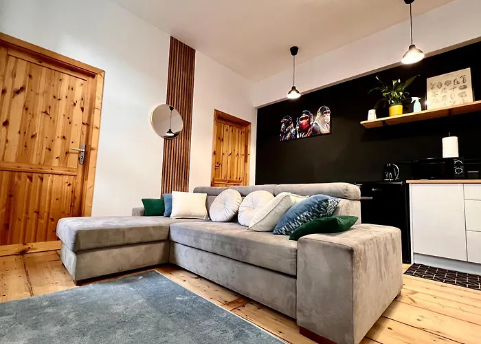 Manekin Piotrkowska 65 Łódź