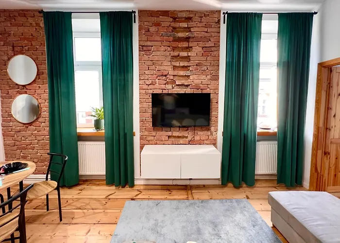 Manekin Piotrkowska 65 Łódź